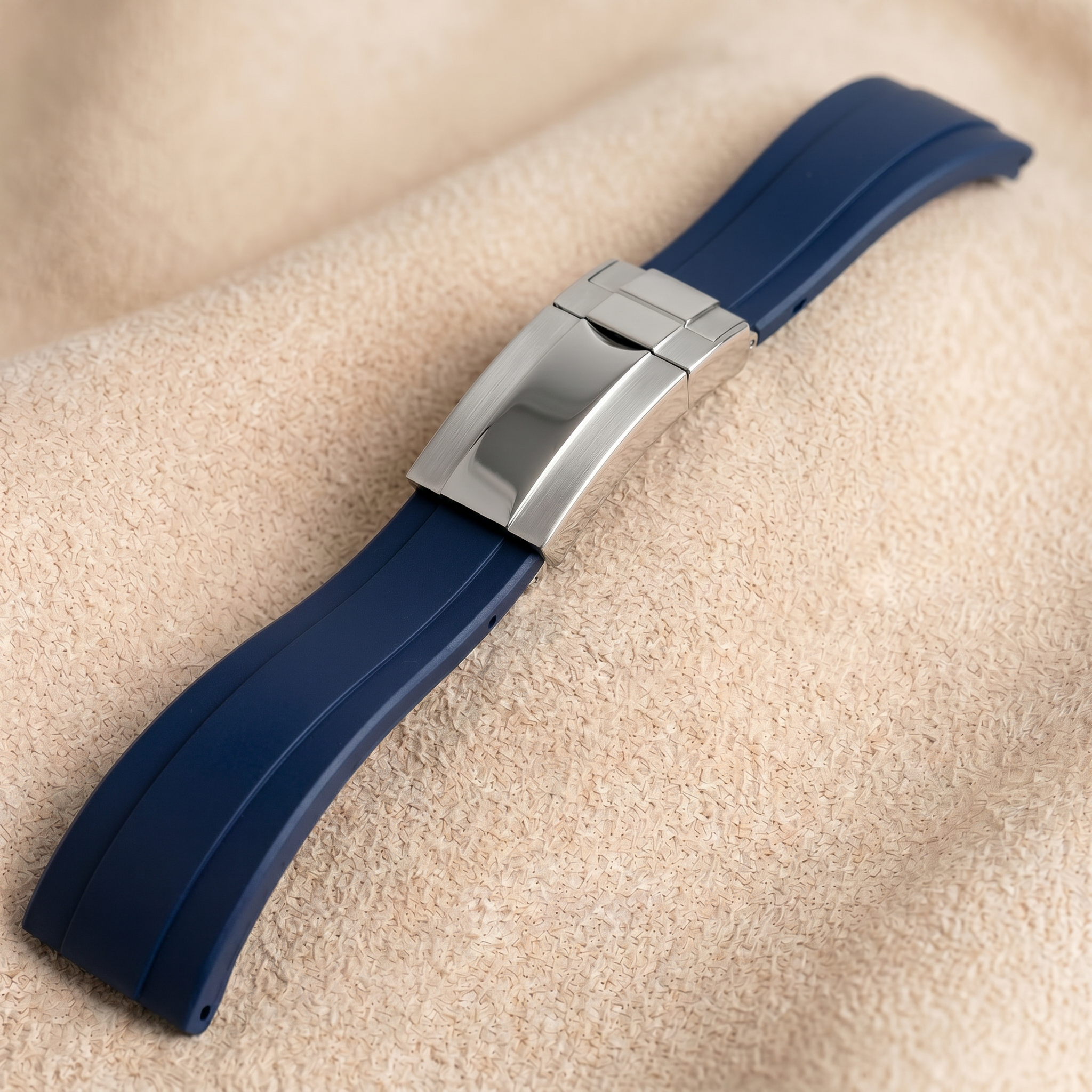 caoutchouc bleu marine argent